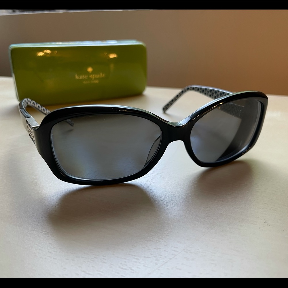 Kate Spade Annika/P/S Sunglasses in Black
